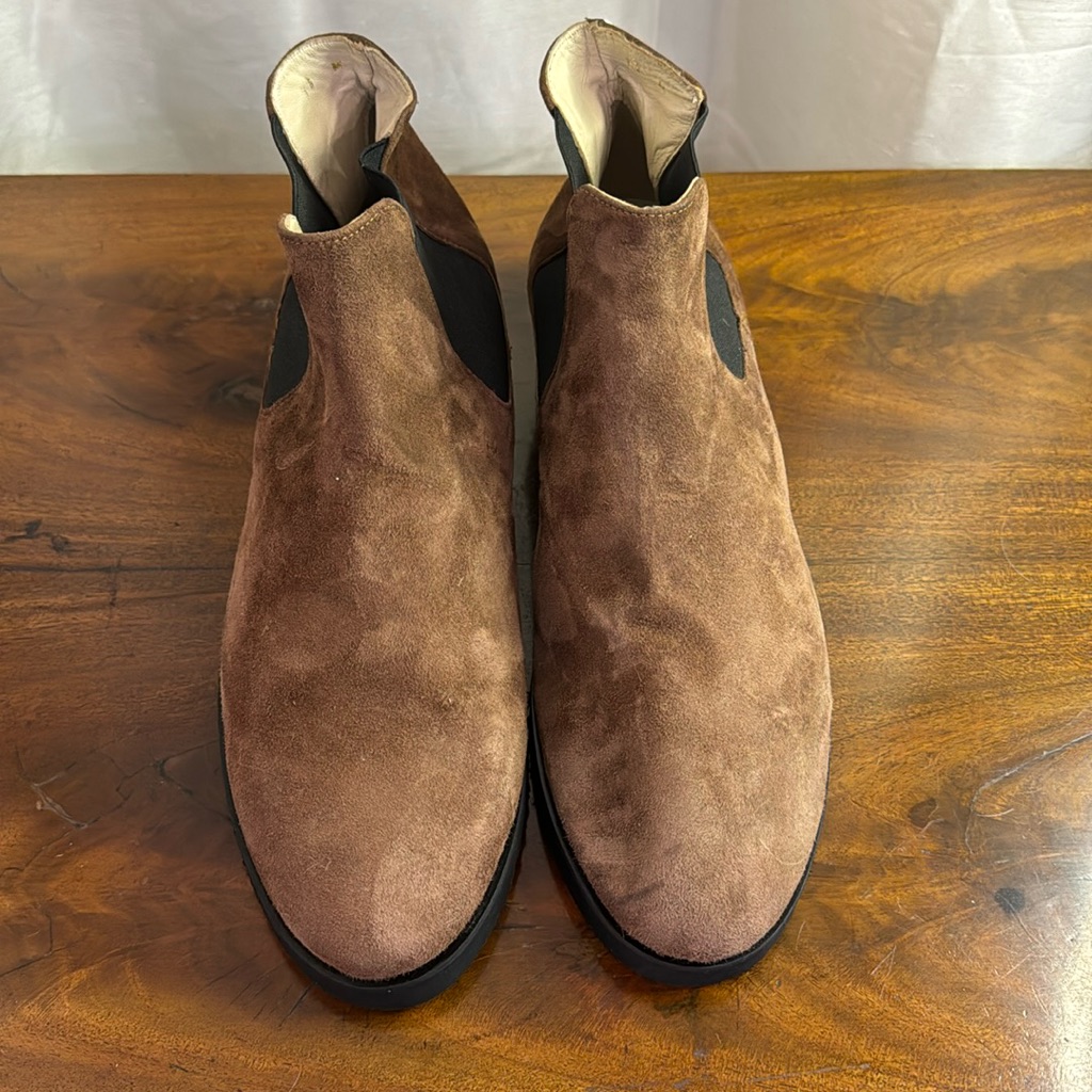 Amalfi By Rangoni Enrico Chelsea Boot In Castagno Cashmere